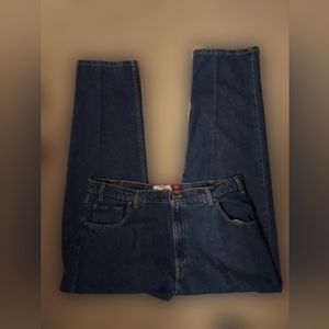 Vtg. Levi loose fit 545 jeans W40